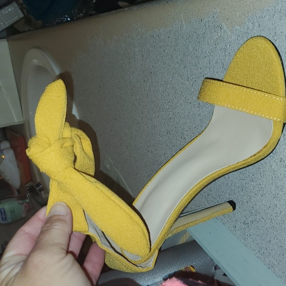DaVanck Women's High Thin Heel Ankle Big Bowknot Sandals Yellow Size 40 = USA 9 - Picture 9 of 11